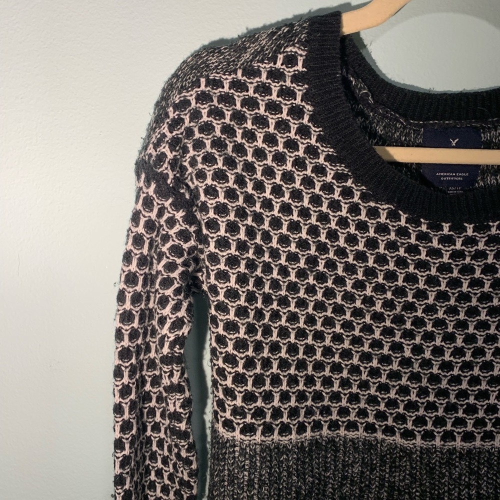 Dual pattern knit sweater